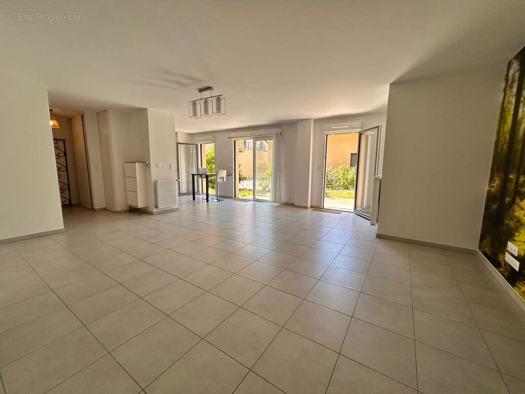 Appartement à LIERGUES