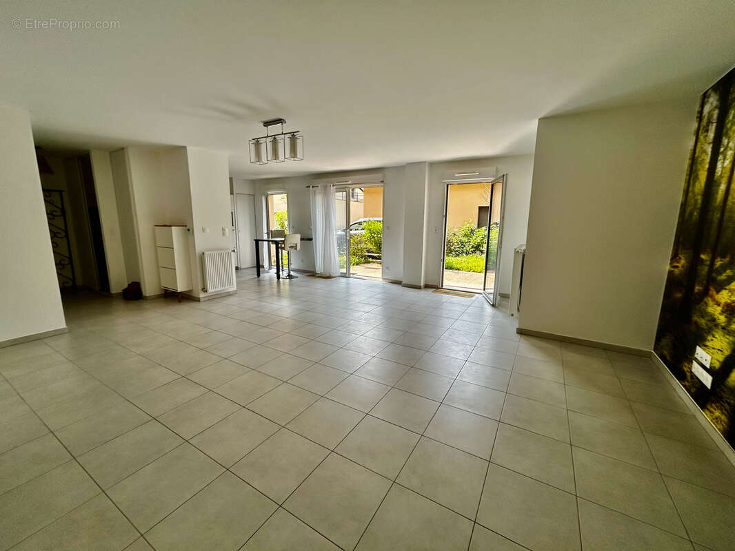 Appartement à LIERGUES