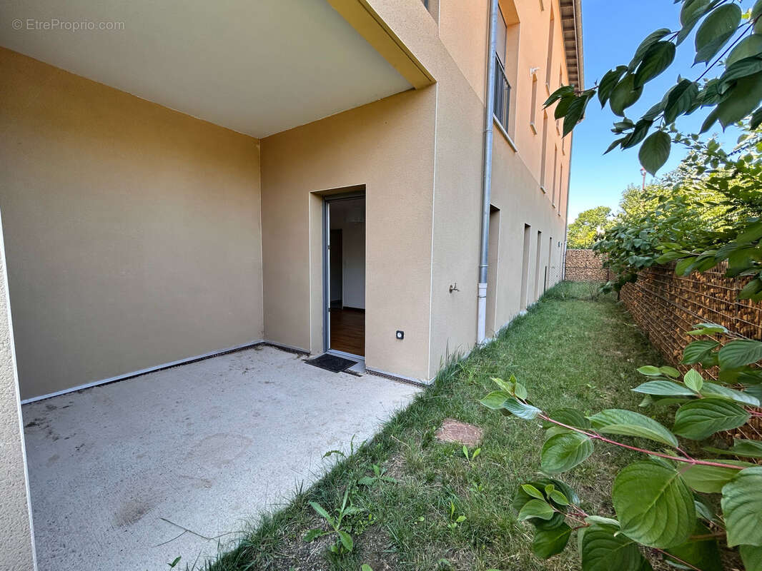 Appartement à LIERGUES