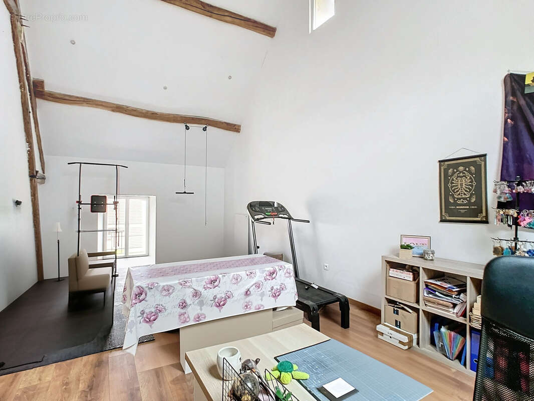 Maison à MONTMIRAIL