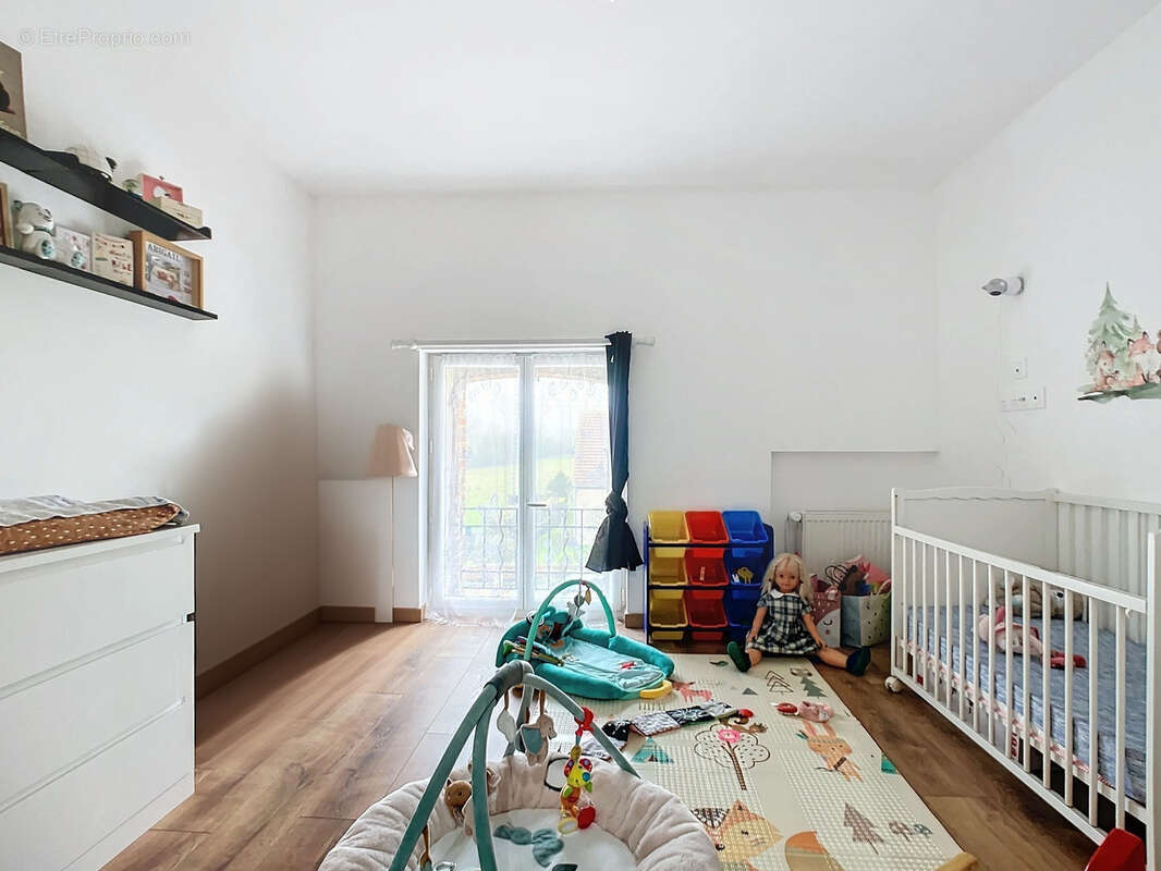 Maison à MONTMIRAIL