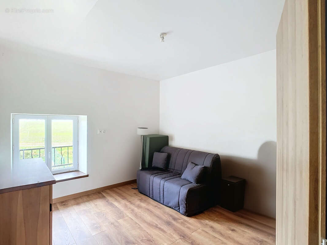 Maison à MONTMIRAIL