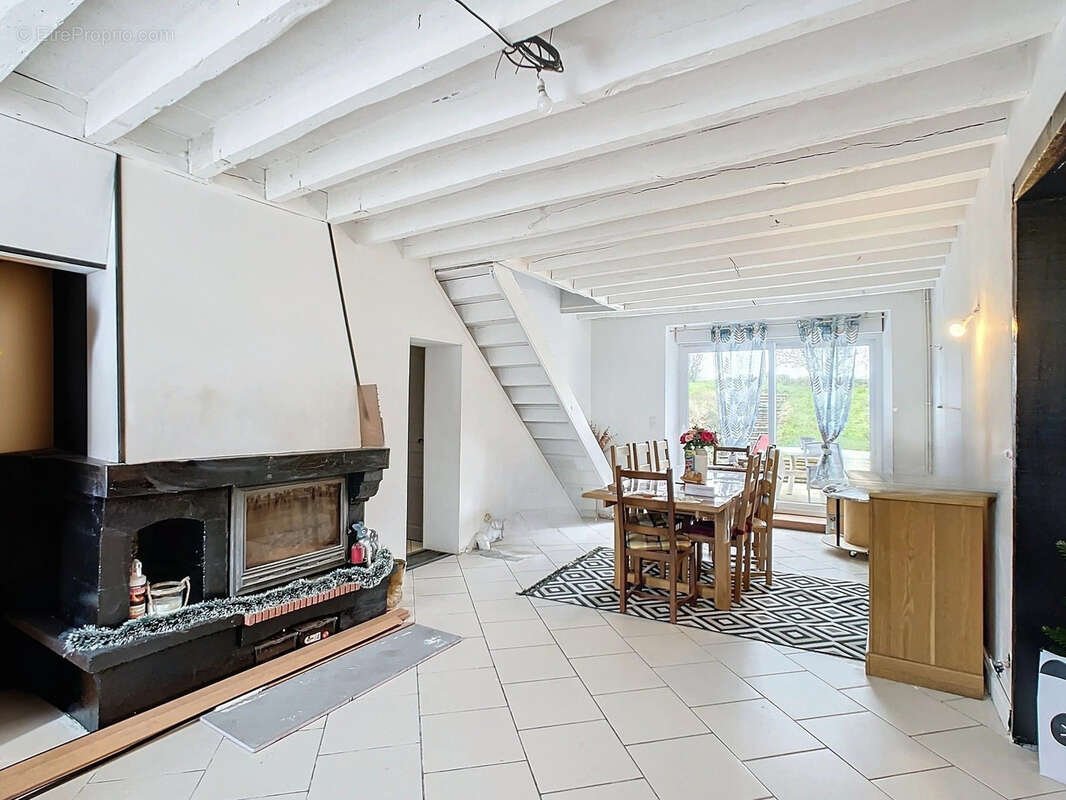 Maison à MONTMIRAIL