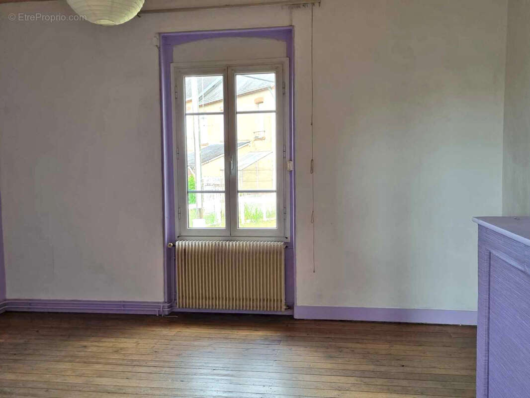 Maison à BESSE-SUR-BRAYE