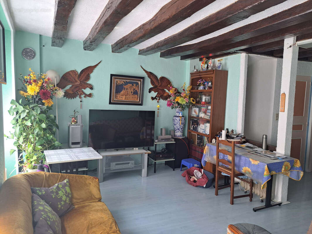 Maison à SAINT-CALAIS