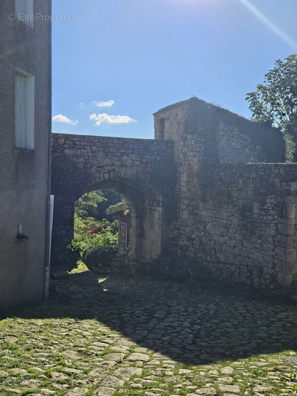 Maison à CASTELMORON-D'ALBRET