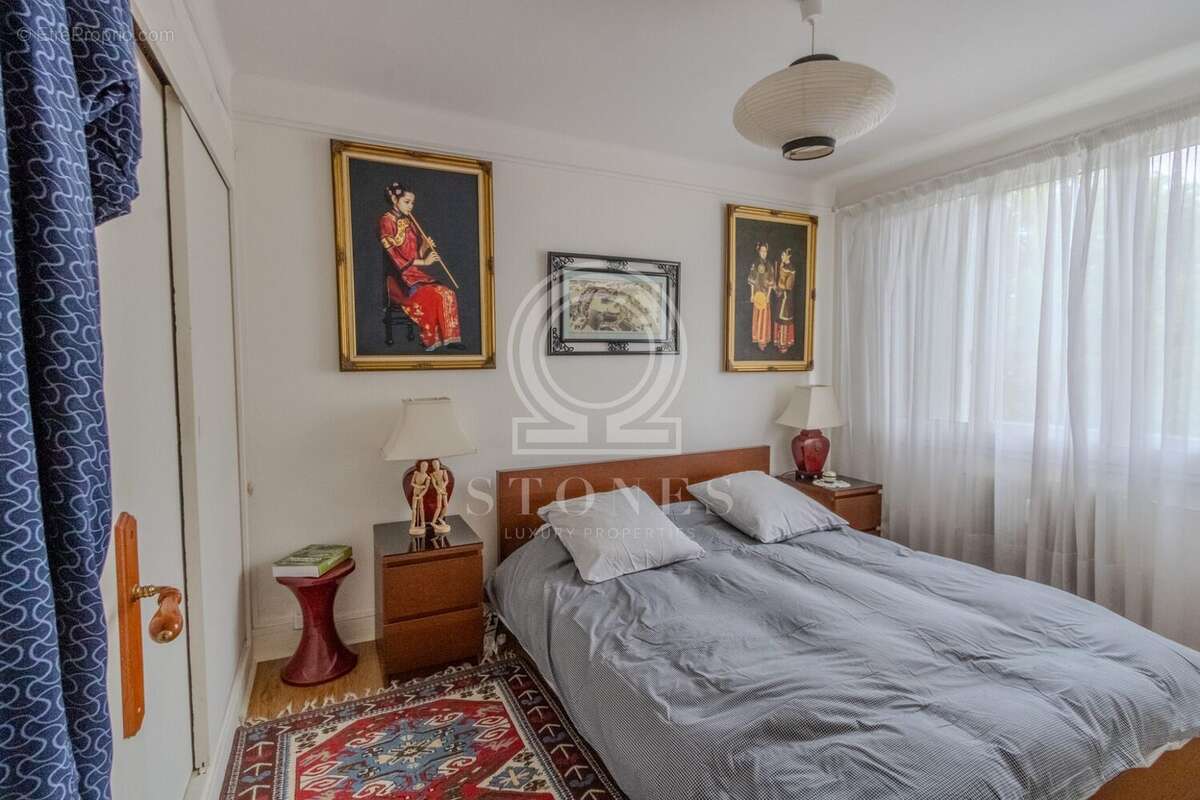 Appartement à LA CELLE-SAINT-CLOUD