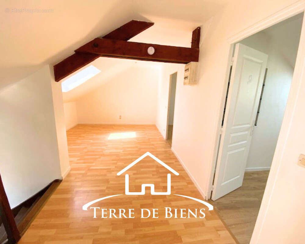 Appartement à CROUY