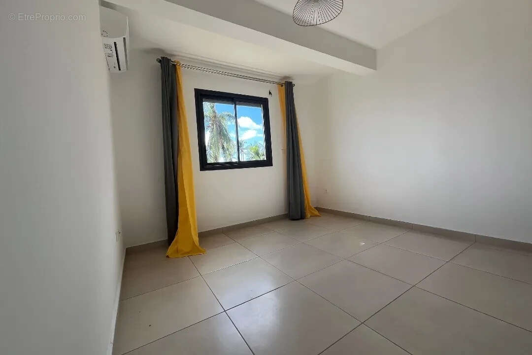 Appartement à SAINTE-MARIE