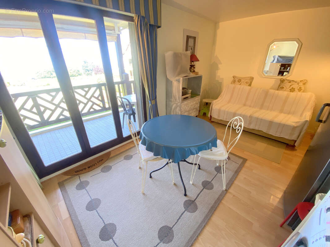 Appartement à TROUVILLE-SUR-MER
