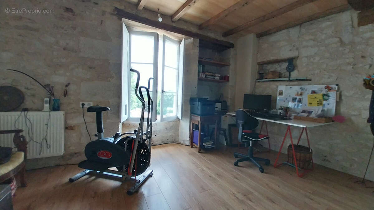 Maison à CHANCELADE