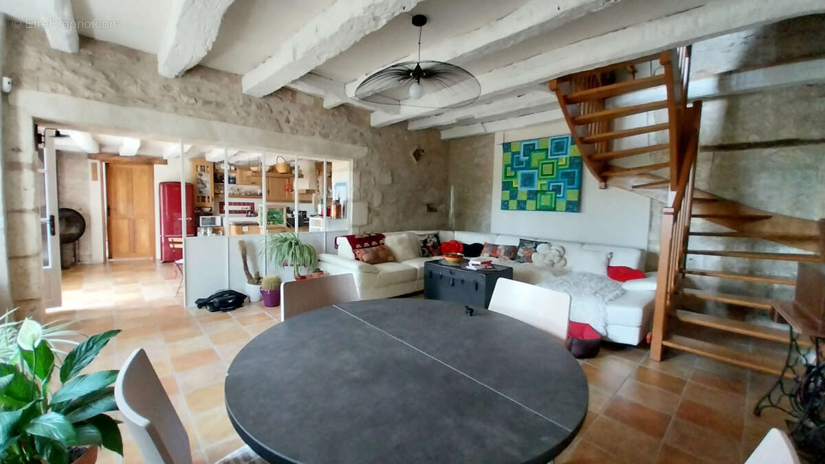 Maison à CHANCELADE