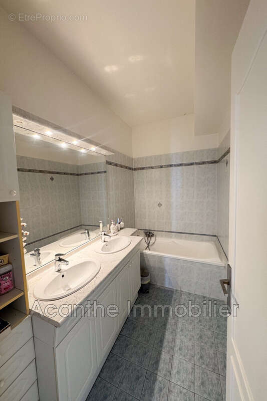 Appartement à BEAUSOLEIL