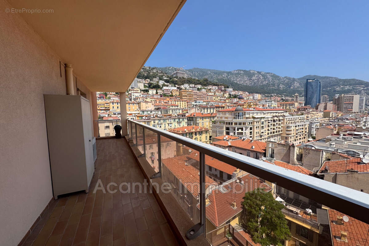 Appartement à BEAUSOLEIL