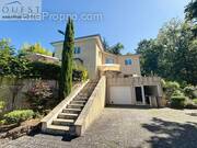 Maison à LA TOUR-DE-SALVAGNY