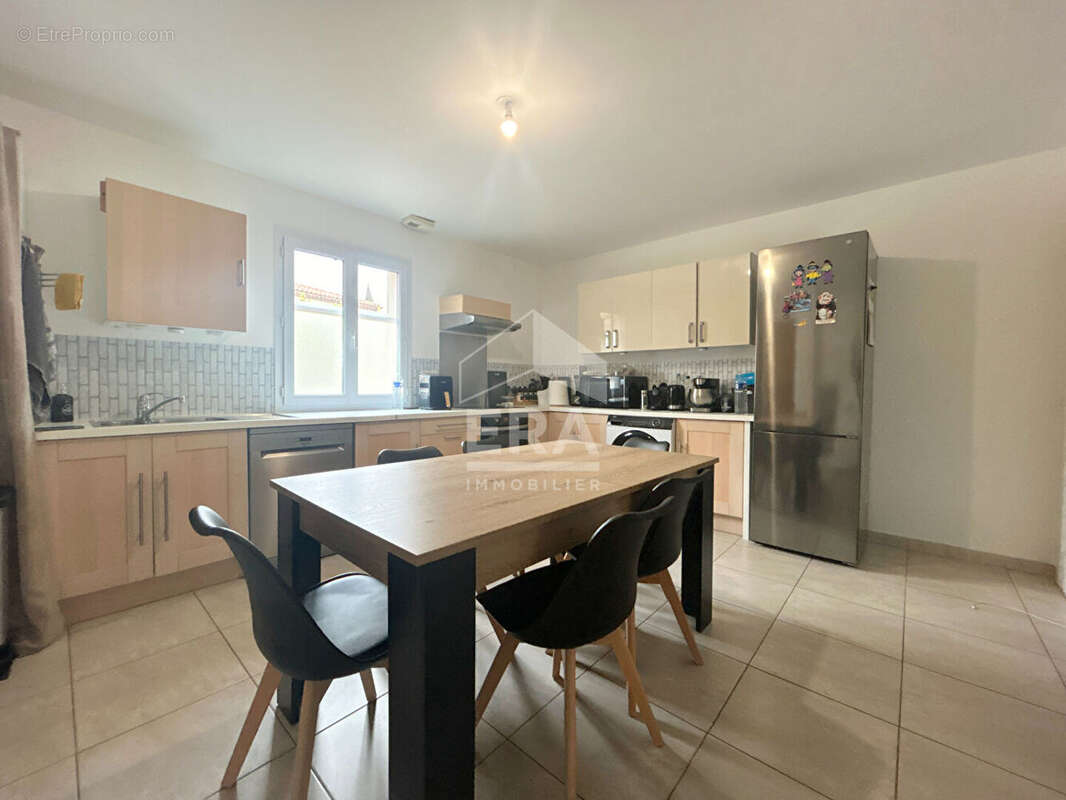 Appartement à PERTUIS