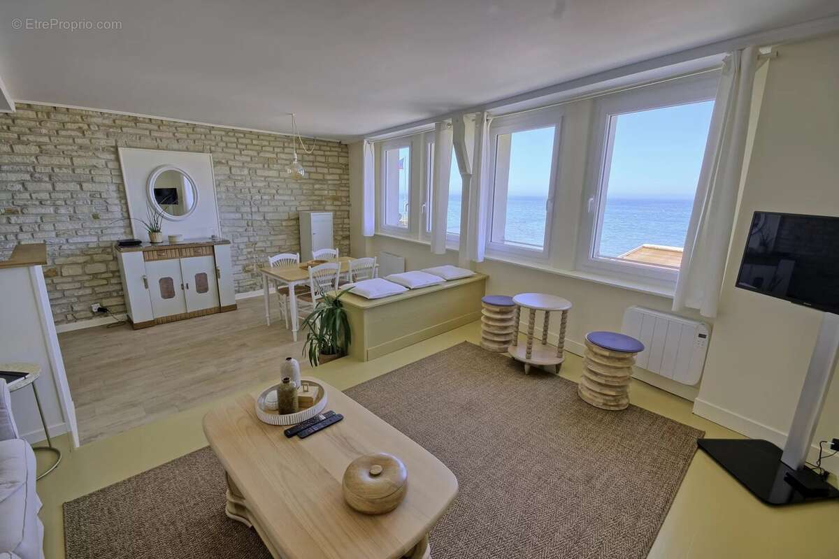 Appartement à SAINT-AUBIN-SUR-MER