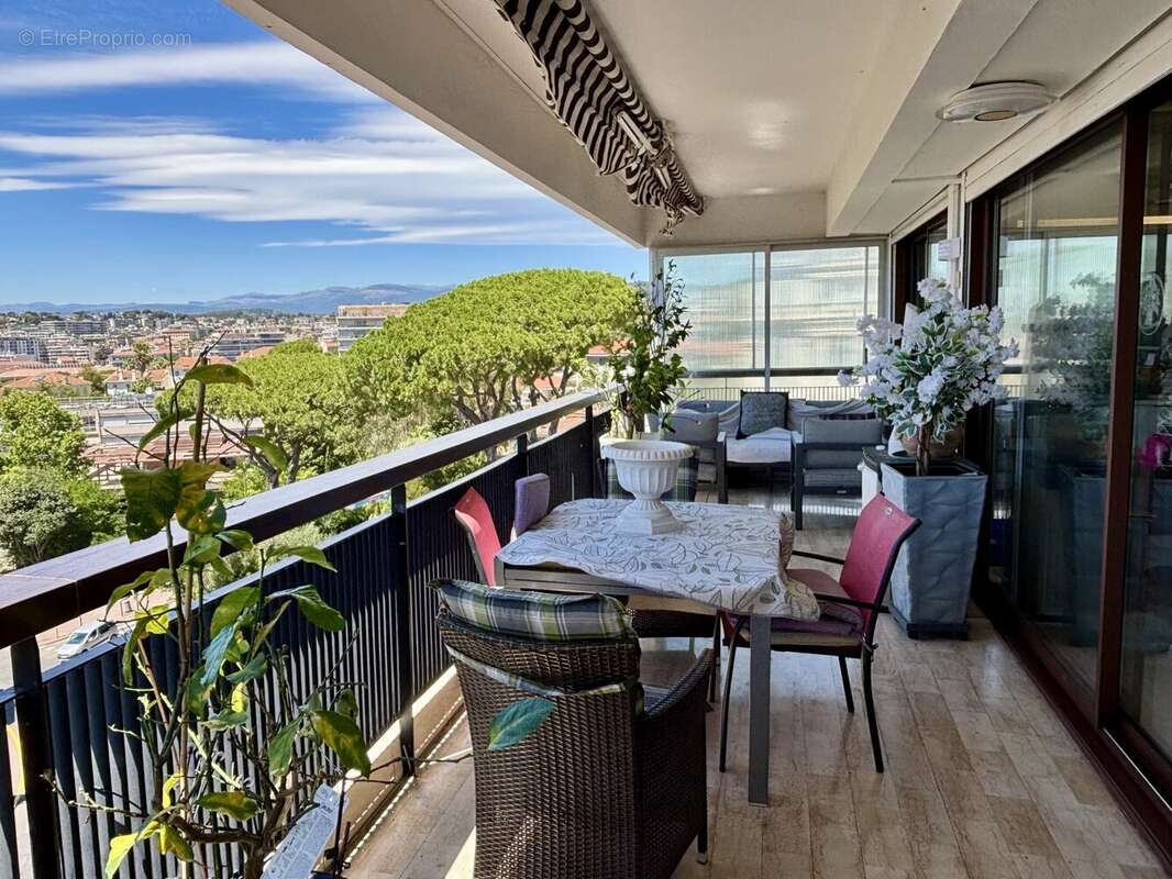 Appartement à CANNES