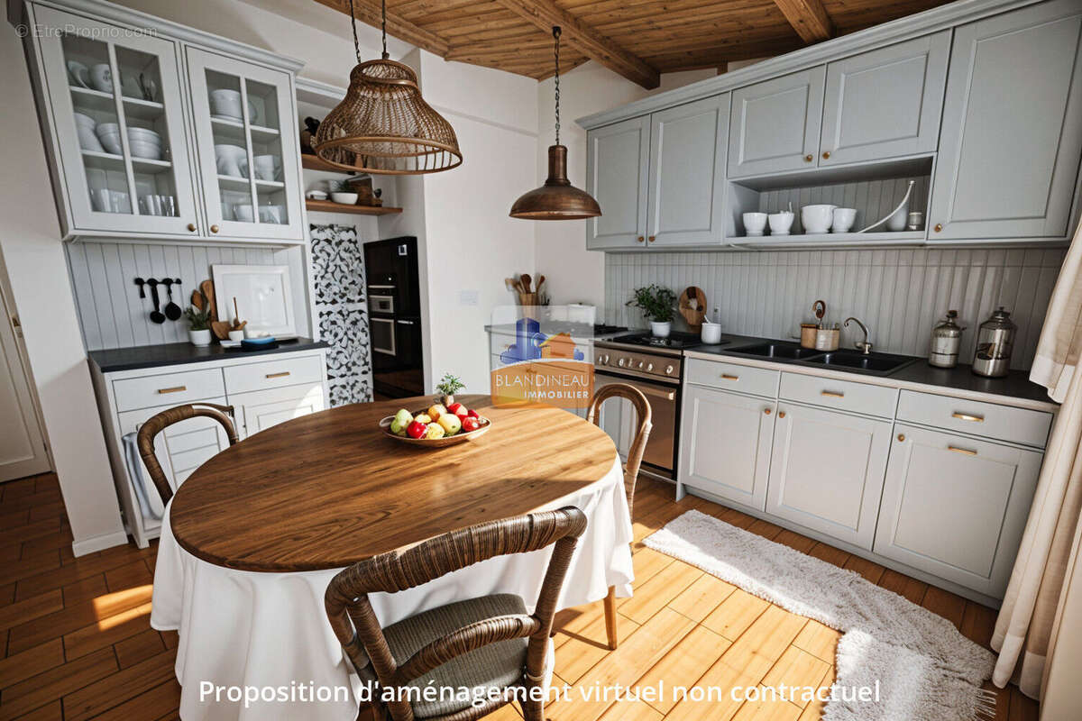 Maison à BOUGUENAIS