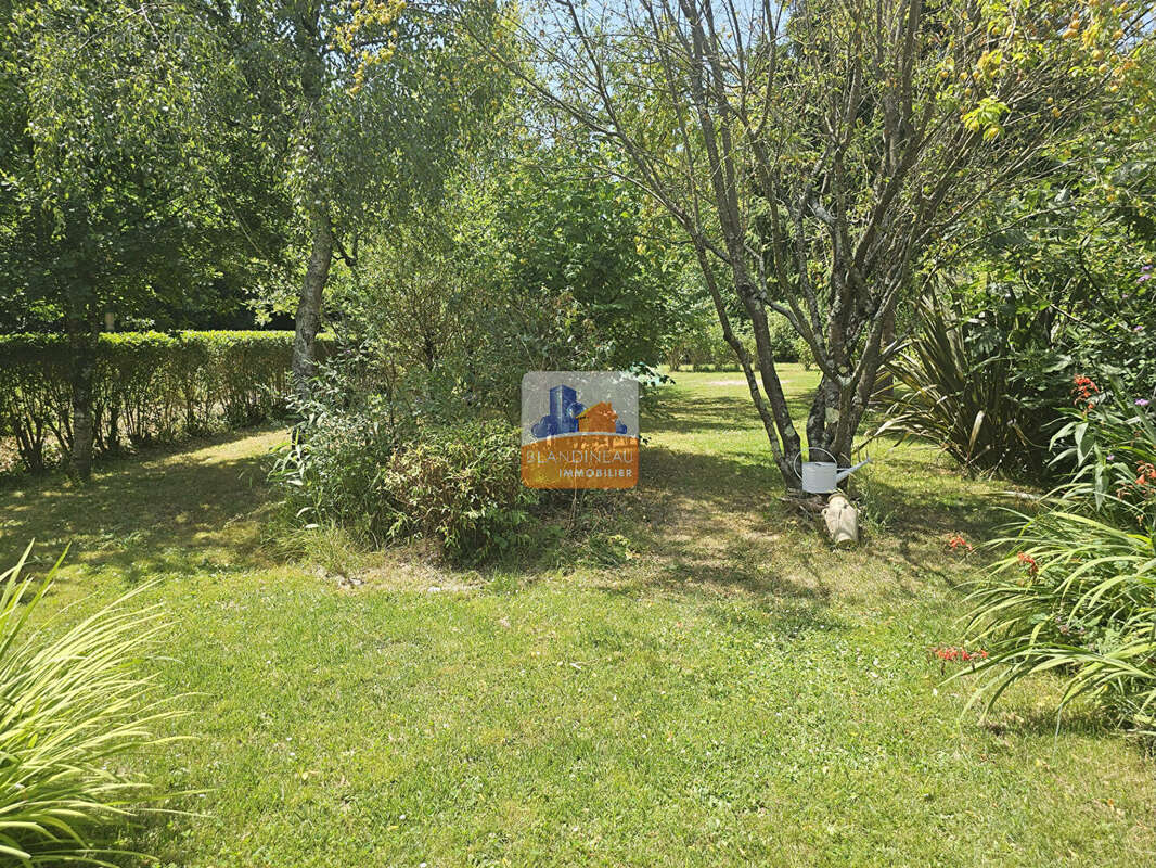 Maison à BOUGUENAIS