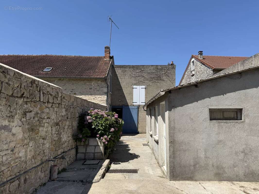 Maison à BOUTIGNY-SUR-ESSONNE