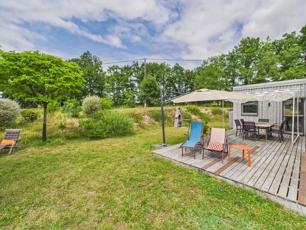 Maison à CASTILLONNES