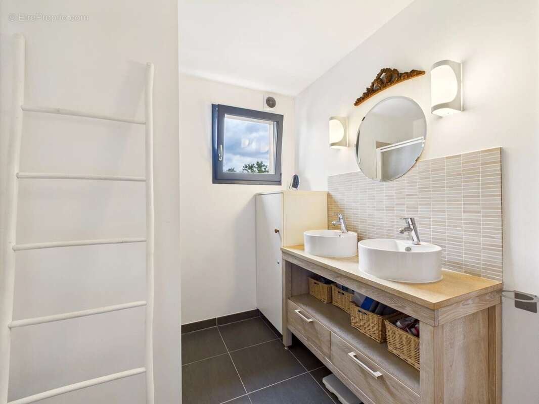 Maison à CASTILLONNES