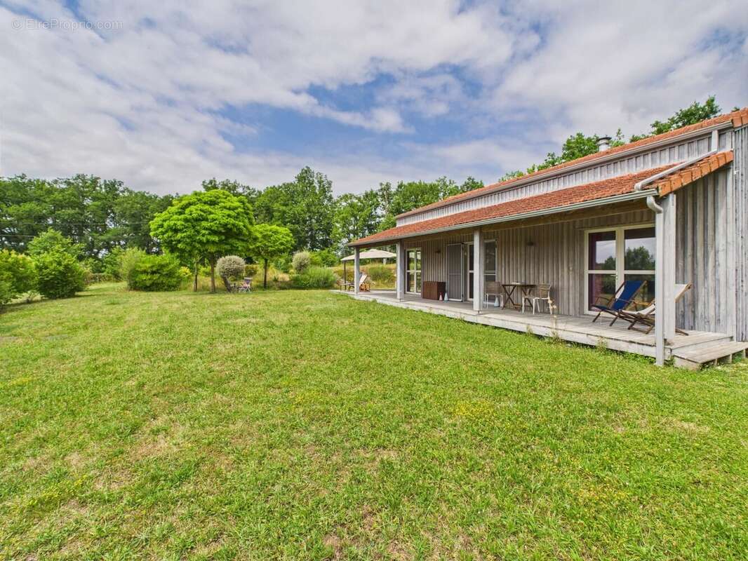 Maison à CASTILLONNES