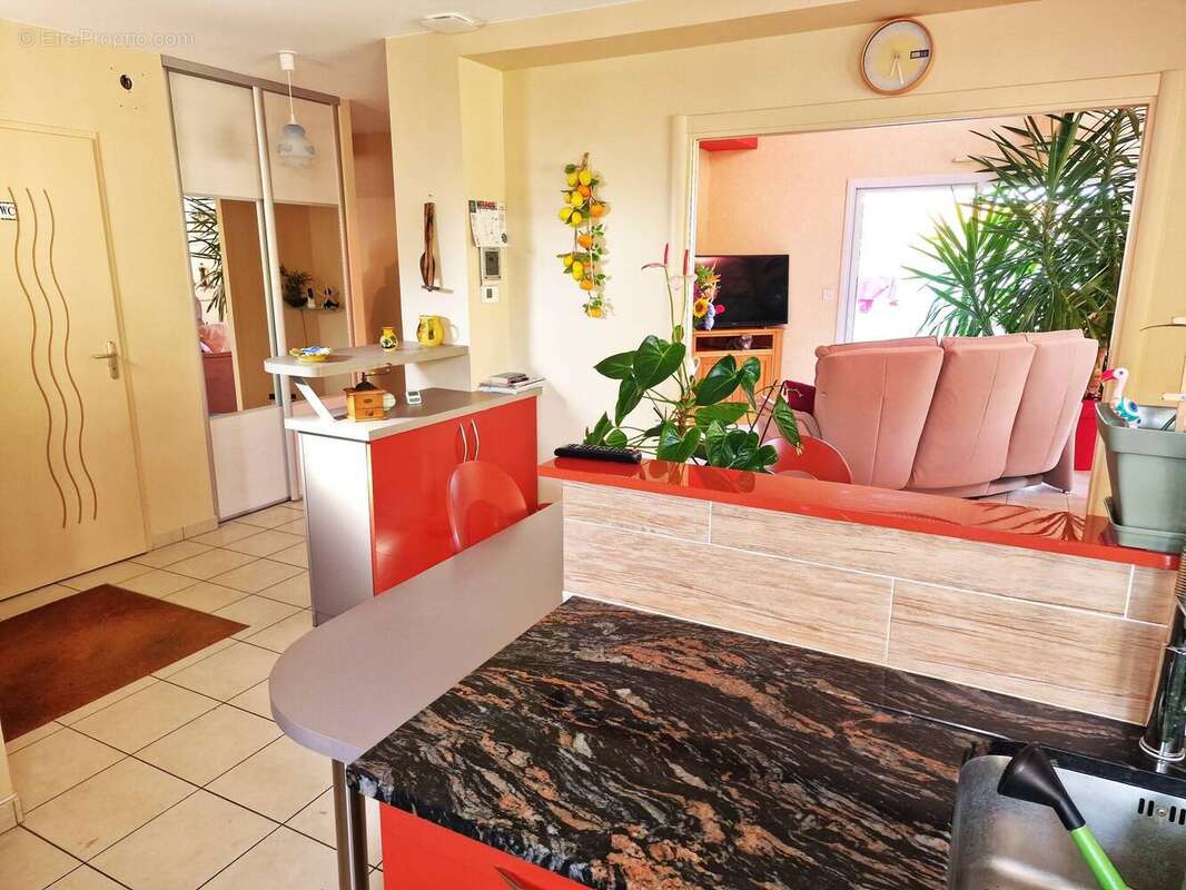 Maison à SAINT-JULIEN-DE-CONCELLES