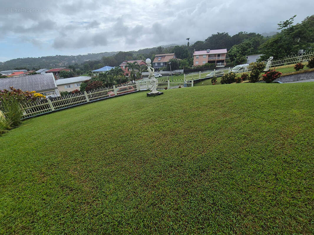 Maison à SAINT-JOSEPH