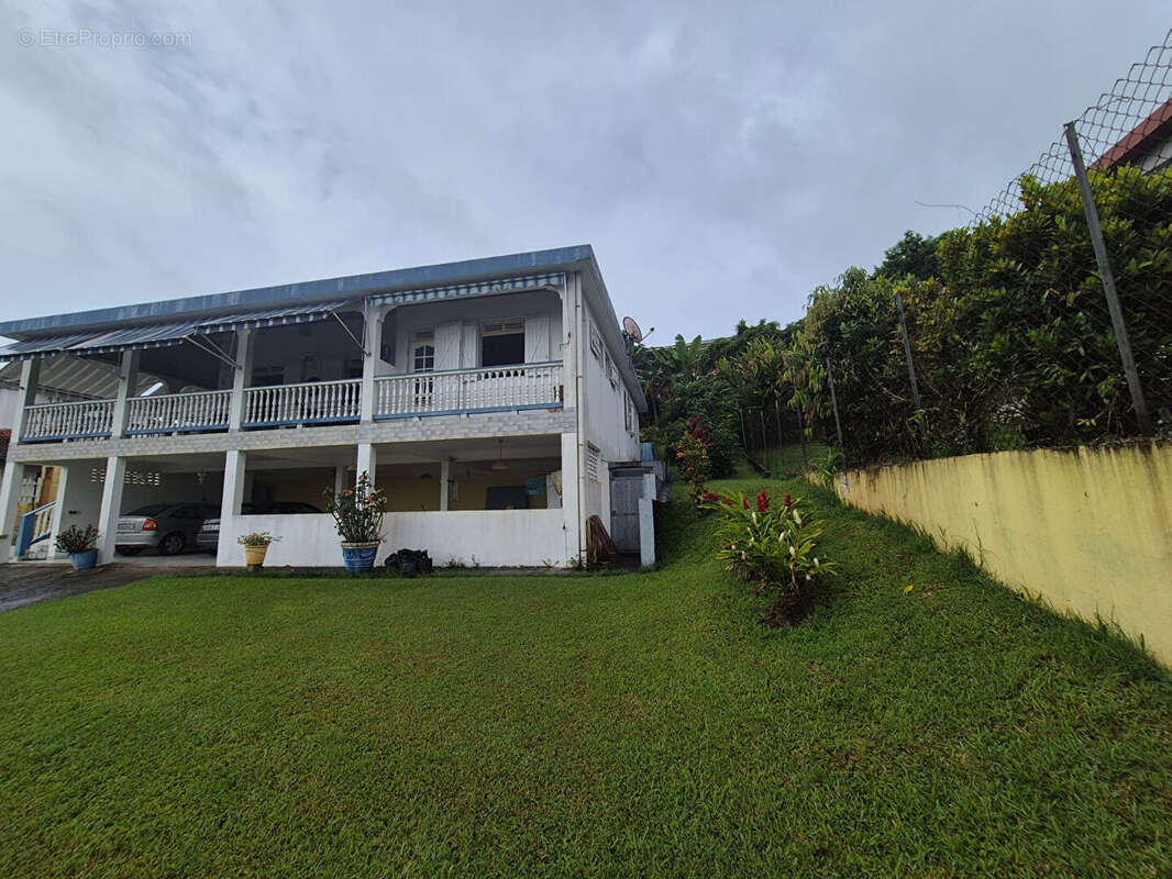 Maison à SAINT-JOSEPH