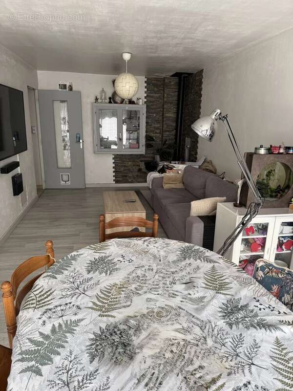 Maison à PELISSANNE