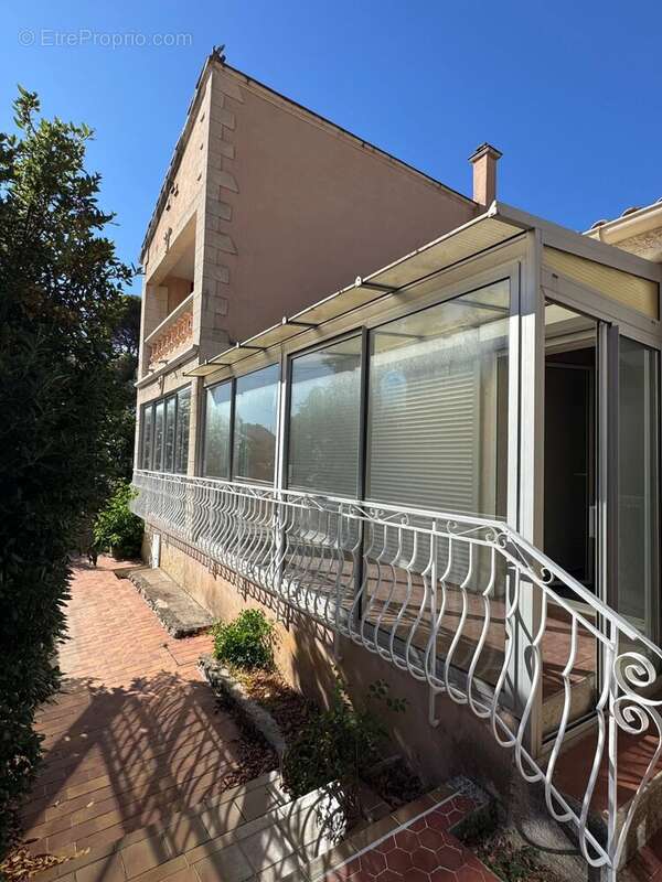 Maison à PELISSANNE