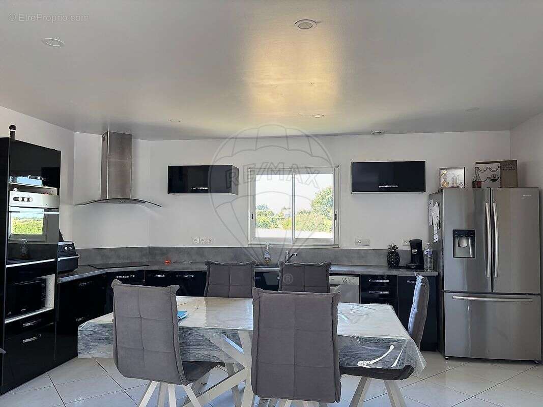 Maison à SAINT-SULPICE-DE-ROYAN