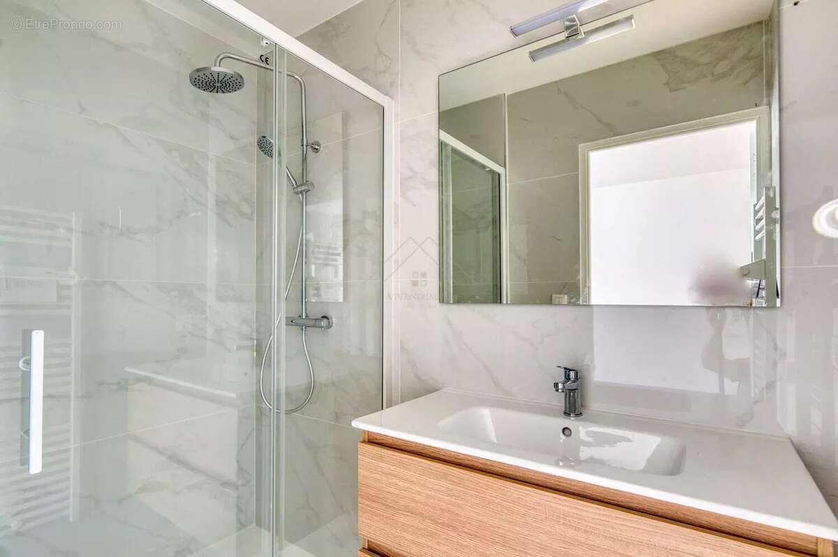 Appartement à TREPT