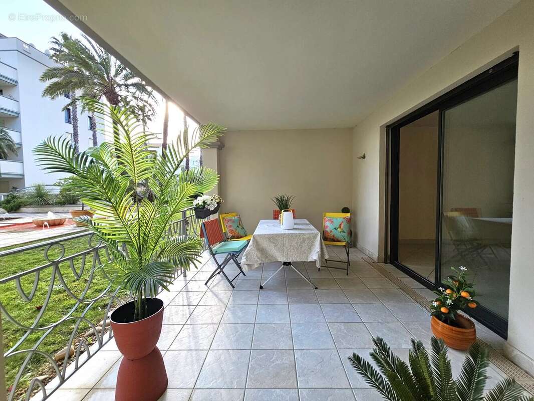 Appartement à HYERES