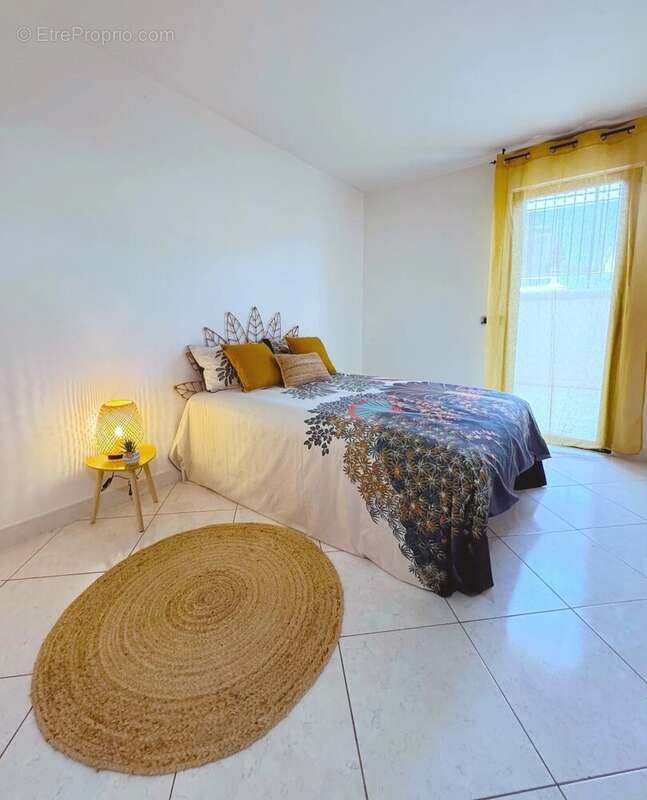 Appartement à HYERES