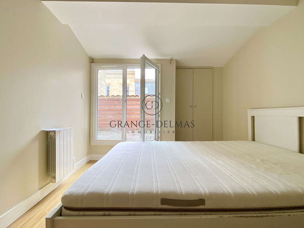 Appartement à BORDEAUX