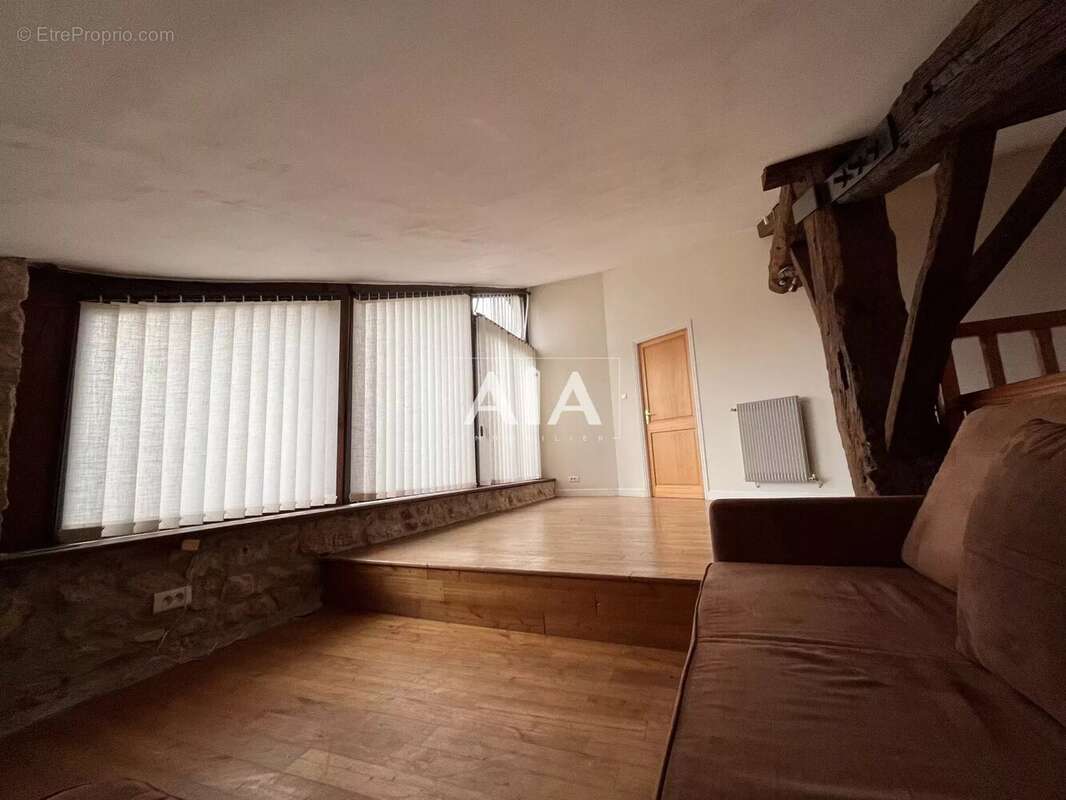 Maison à FONTENILLE