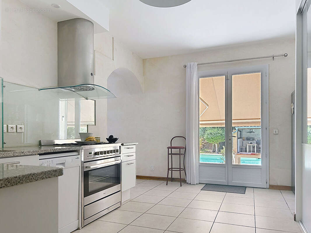 Maison à ROCHEFORT-DU-GARD