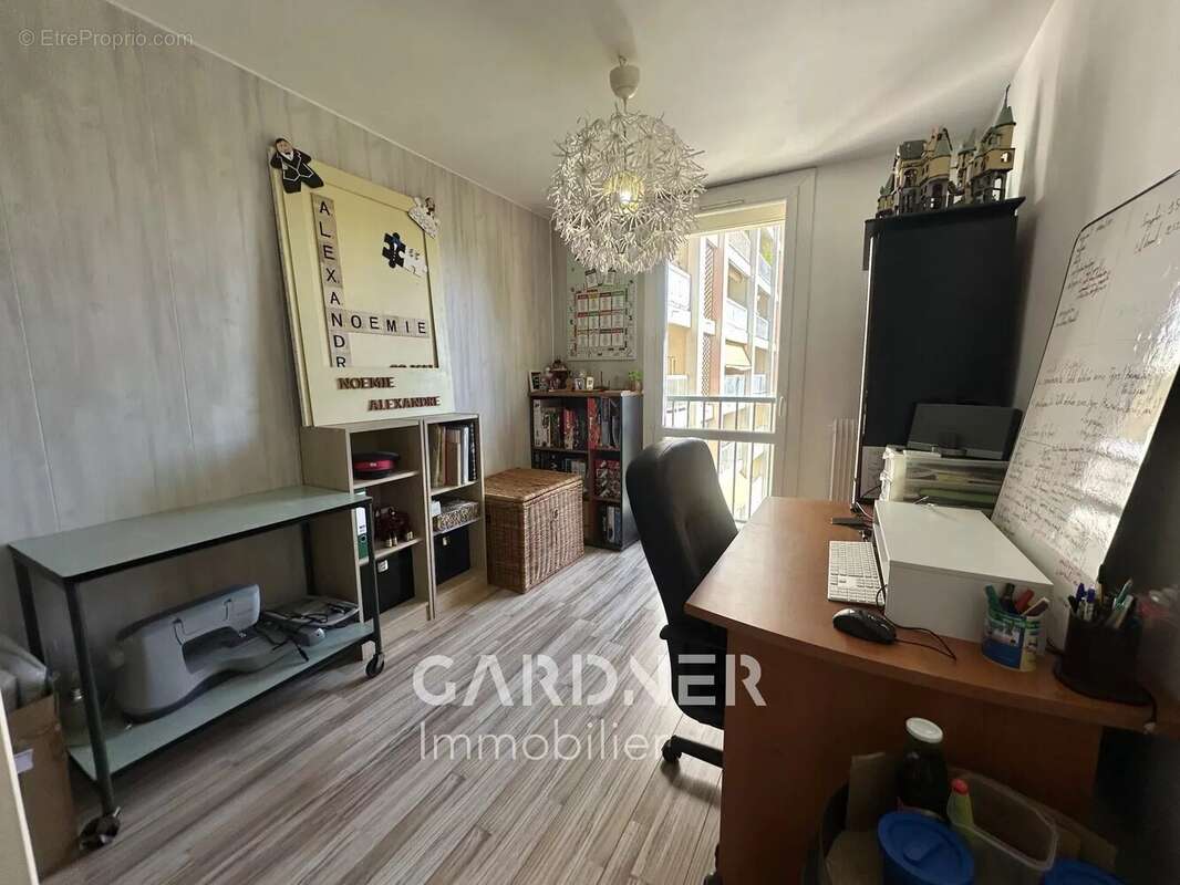 Appartement à AUBAGNE