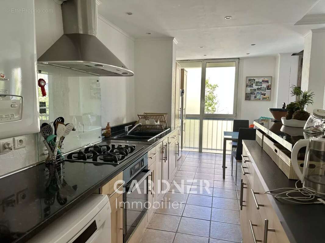 Appartement à AUBAGNE