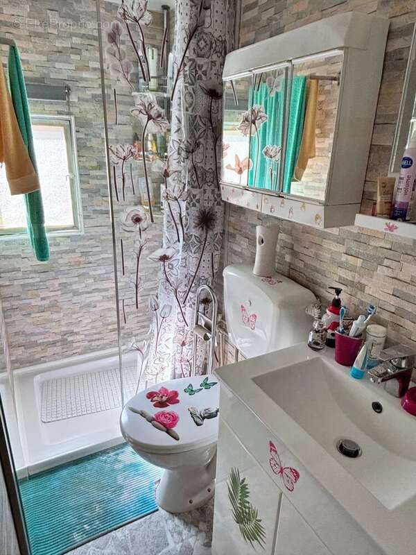 Maison à ROQUEBRUNE-SUR-ARGENS