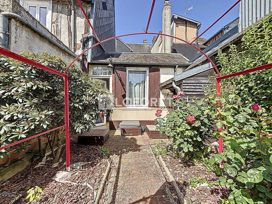 Maison à CONCHES-EN-OUCHE