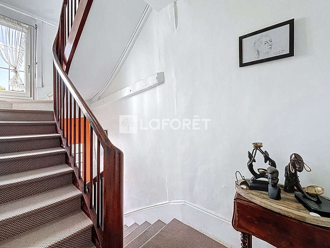 Maison à CONCHES-EN-OUCHE