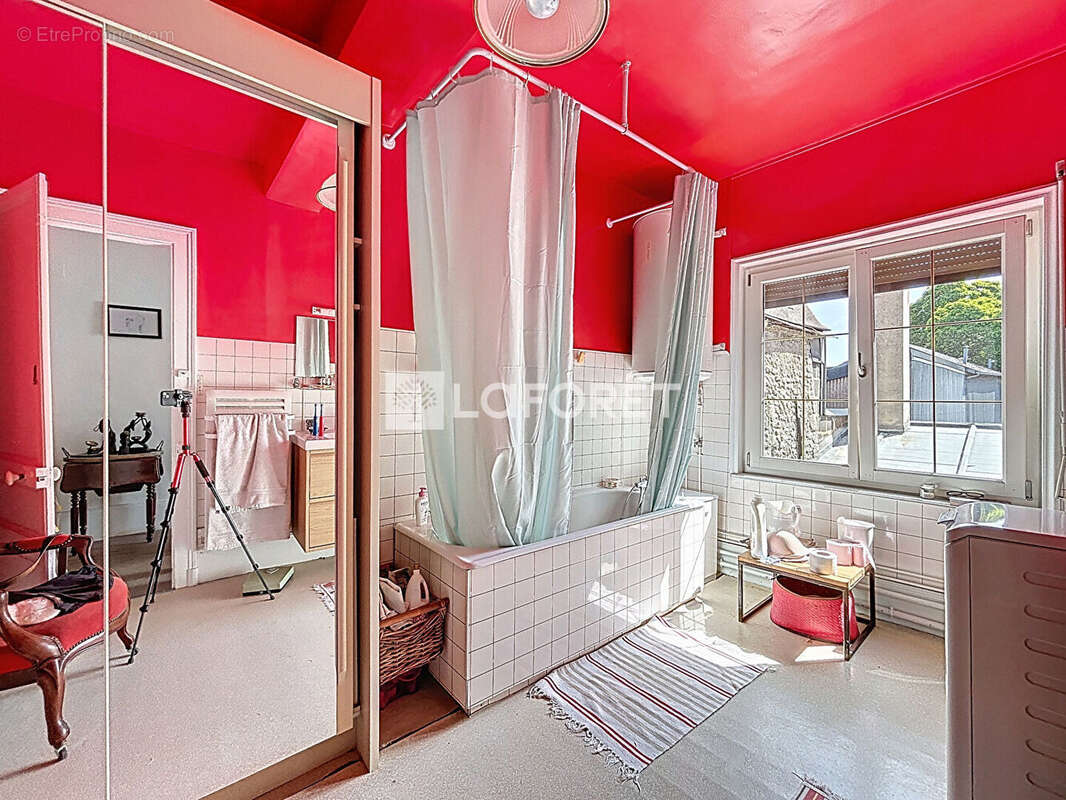 Maison à CONCHES-EN-OUCHE