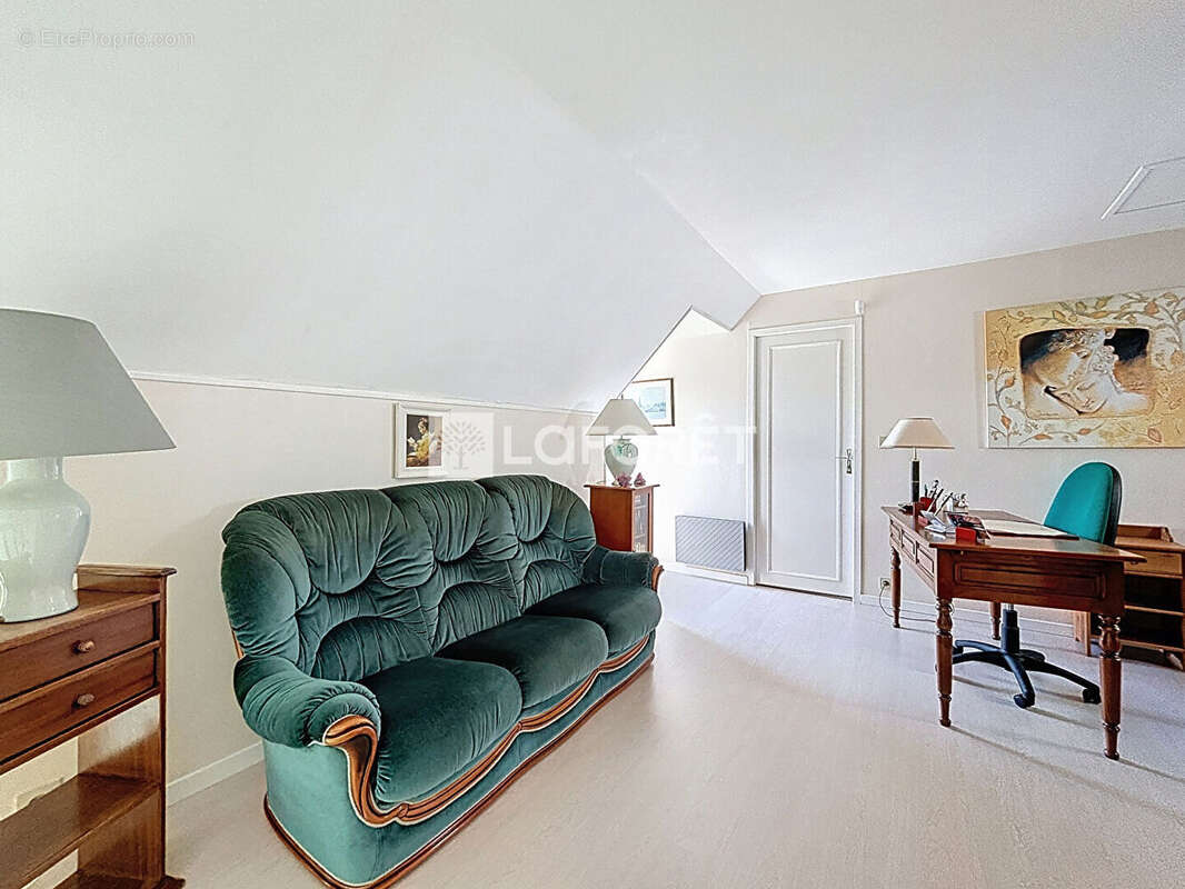 Maison à LA BONNEVILLE-SUR-ITON