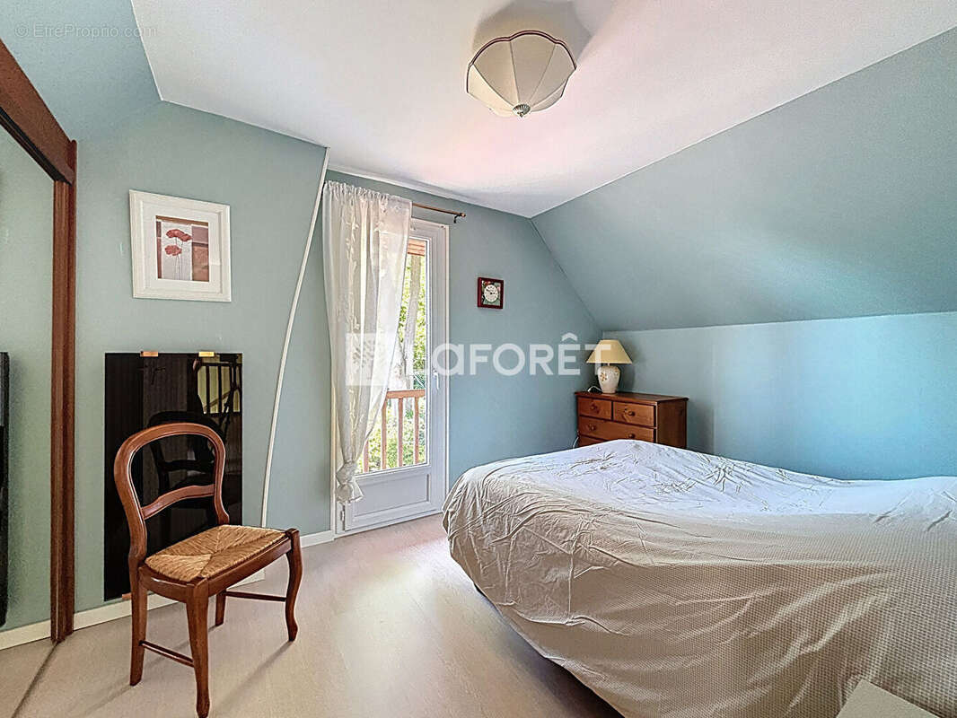 Maison à LA BONNEVILLE-SUR-ITON