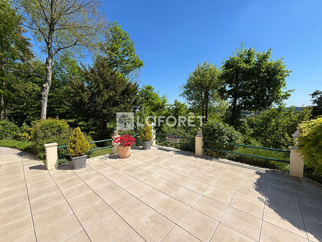 Maison à LA BONNEVILLE-SUR-ITON