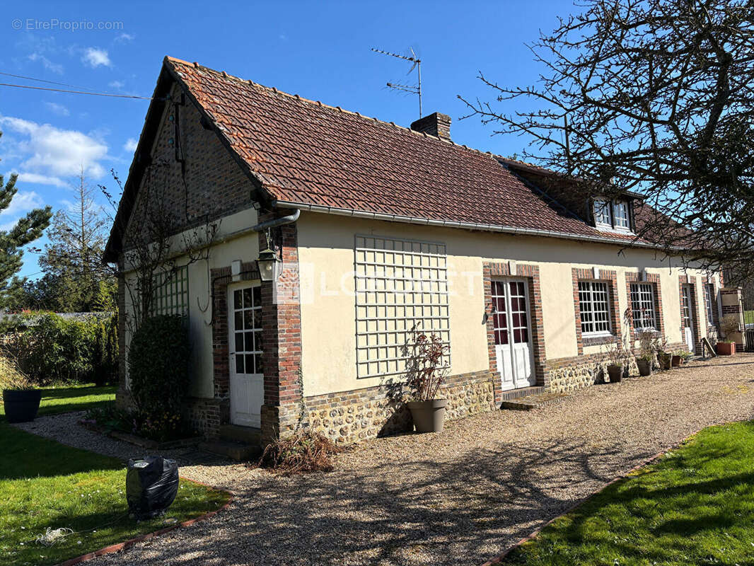 Maison à LE FIDELAIRE